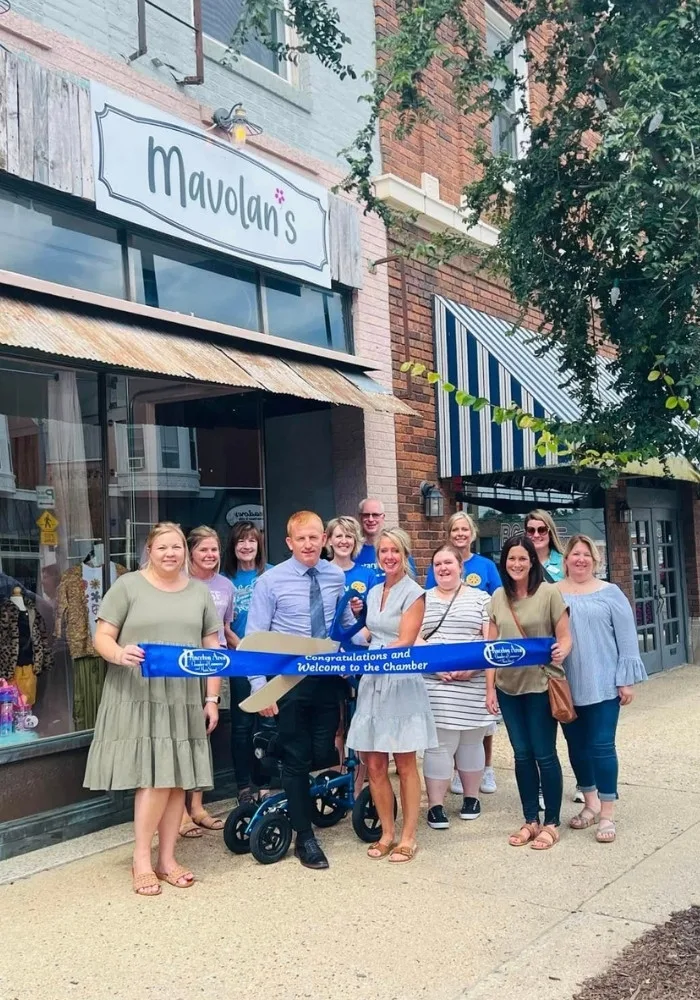 mavolans-ribbon-cutting-chamber-members